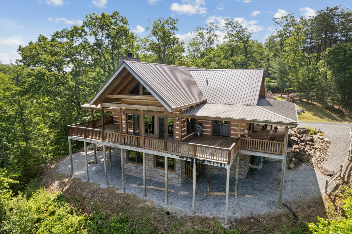 Smith Modified Elk River 2 – Stonemill Log & Timber Homes